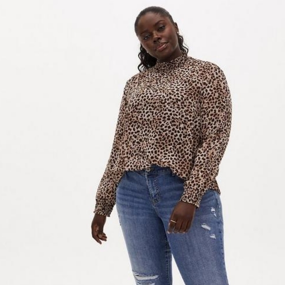 Like-New Torrid Leopard Print Smocked Mock Neck Long Sleeve Blouse‎ Size 1X - Picture 1 of 9